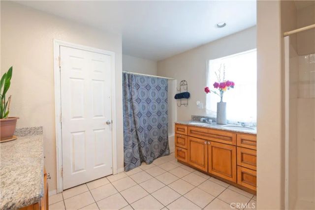 37551 E 29th Street East, Palmdale, CA 93550