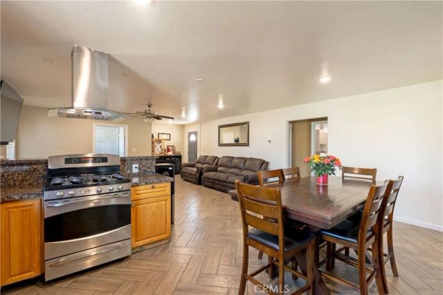 37551 E 29th Street East, Palmdale, CA 93550