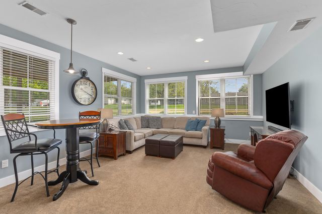 8242 Hearthway Avenue, Georgetown Twp, MI 49428