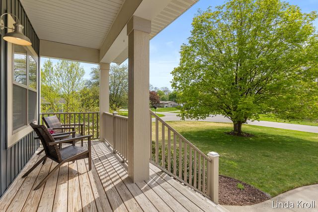 8242 Hearthway Avenue, Georgetown Twp, MI 49428