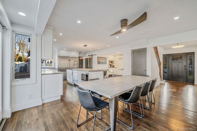 11 Chivalry Lane, Nesconset, NY 11767