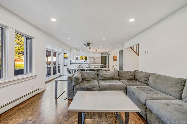 11 Chivalry Lane, Nesconset, NY 11767