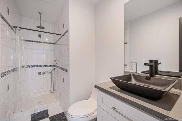 11 Chivalry Lane, Nesconset, NY 11767