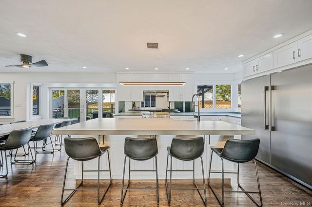 11 Chivalry Lane, Nesconset, NY 11767