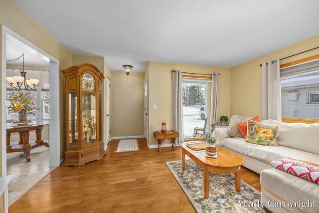 181 S Park Street, Cedar Springs, MI 49319