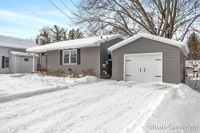 181 S Park Street, Cedar Springs, MI 49319