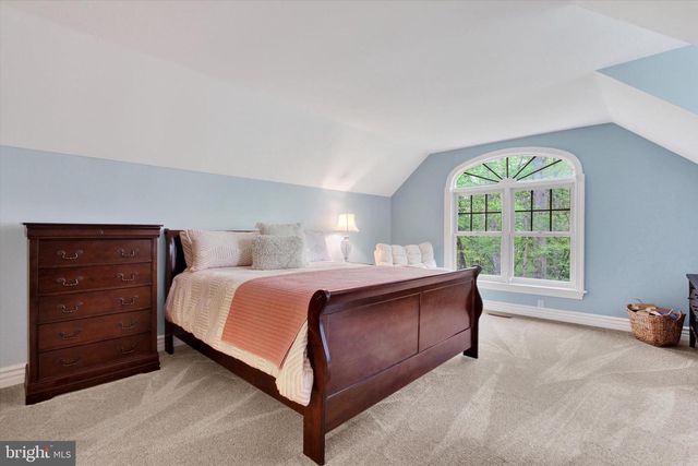 15 LINCOLN CV, East Berlin, PA 17316