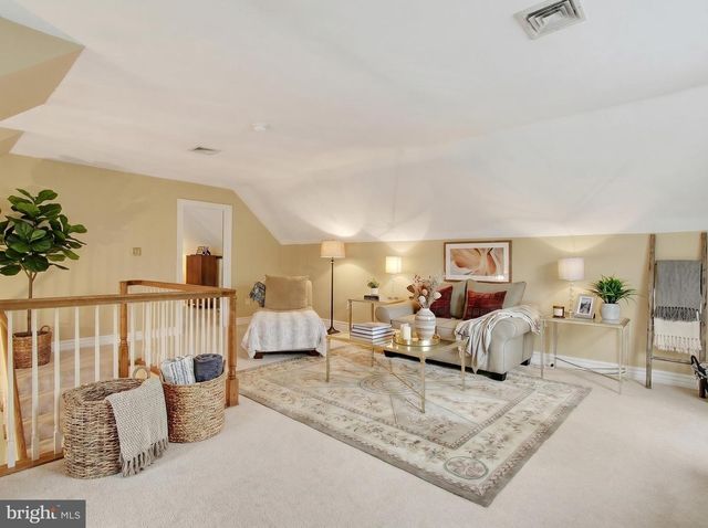 15 LINCOLN CV, East Berlin, PA 17316