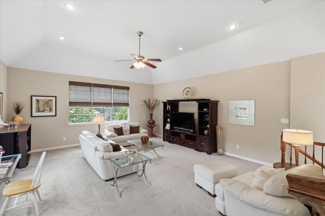 901 Foxworth Court, Allen, TX 75013