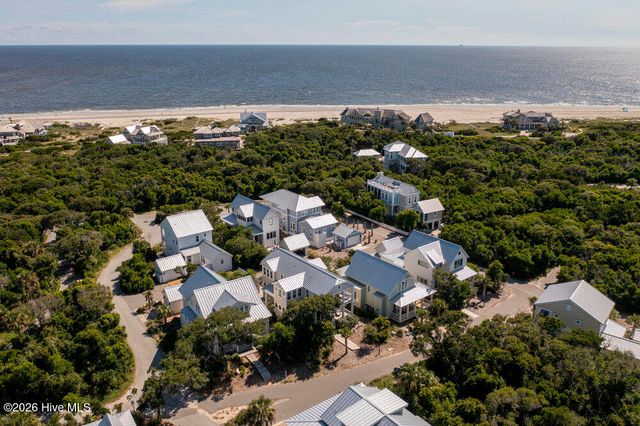 215 Writers Way, Southport, NC 28461