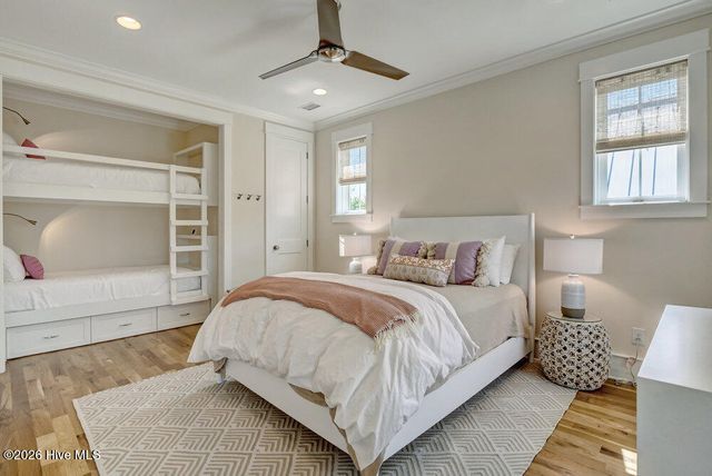 215 Writers Way, Southport, NC 28461