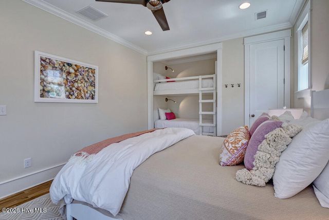215 Writers Way, Southport, NC 28461