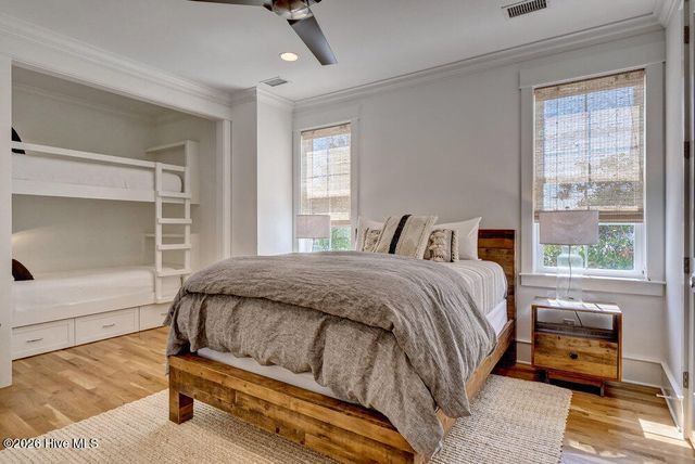 215 Writers Way, Southport, NC 28461