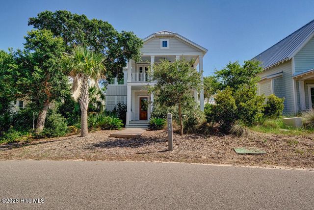 215 Writers Way, Southport, NC 28461