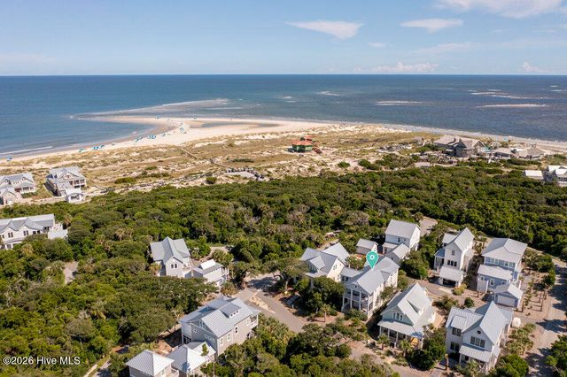 215 Writers Way, Southport, NC 28461