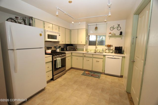 2604 Forest Park Drive, Anchorage, AK 99517