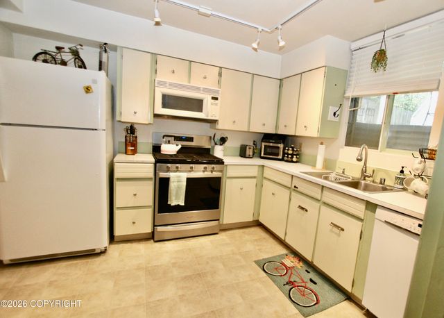 2604 Forest Park Drive, Anchorage, AK 99517