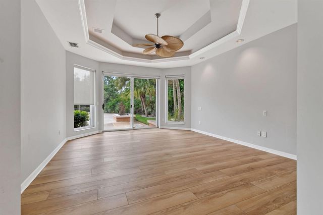 108 N River Drive W, Jupiter, FL 33458