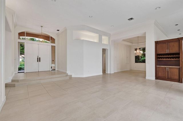 108 N River Drive W, Jupiter, FL 33458