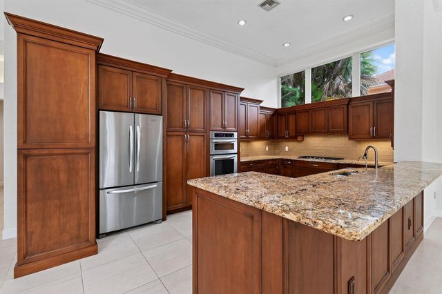 108 N River Drive W, Jupiter, FL 33458