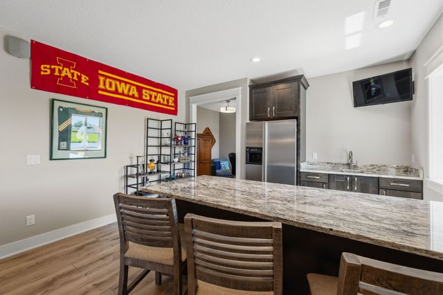 1919 Serenity Circle, Norwalk, IA 50211