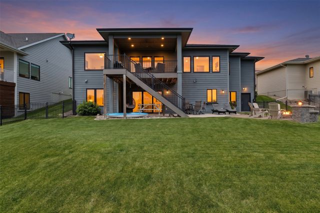 1919 Serenity Circle, Norwalk, IA 50211