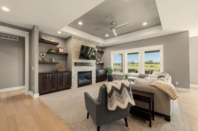 1919 Serenity Circle, Norwalk, IA 50211