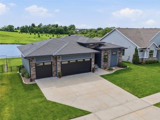 1919 Serenity Circle, Norwalk, IA 50211