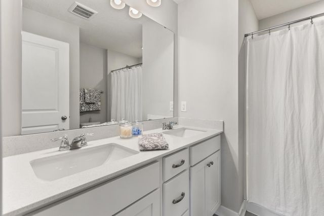 17341 Duvall Court, Lakeville, MN 55044