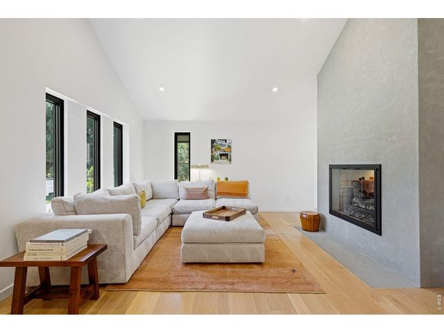 8835 Pine Cone Ln, Niwot, CO 80503