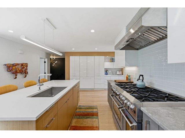 8835 Pine Cone Ln, Niwot, CO 80503