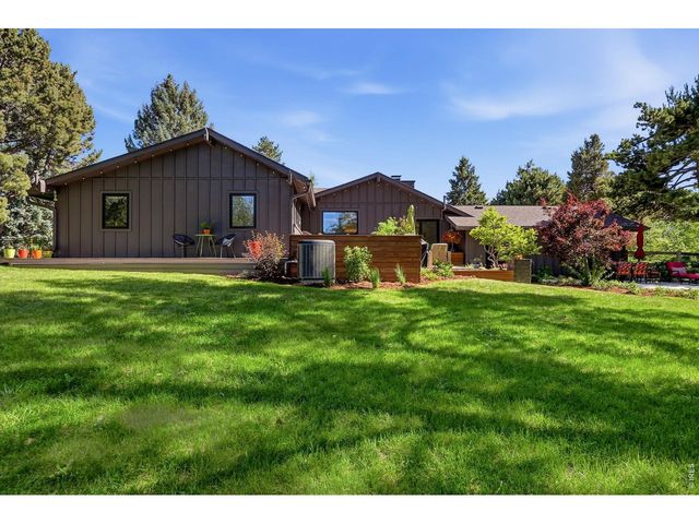 8835 Pine Cone Ln, Niwot, CO 80503