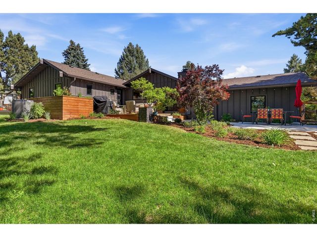 8835 Pine Cone Ln, Niwot, CO 80503