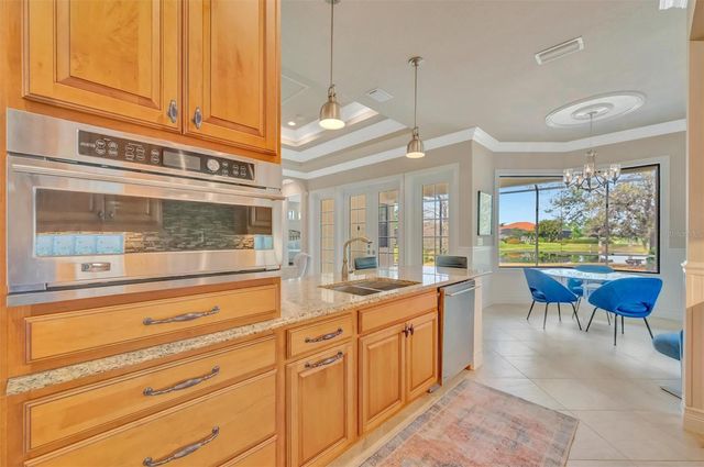 15407 HELMSDALE PLACE, Lakewood Ranch, FL 34202