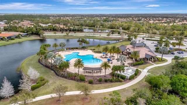 15407 HELMSDALE PLACE, Lakewood Ranch, FL 34202