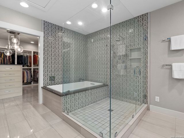627 E Olmos Drive, San Antonio, TX 78212