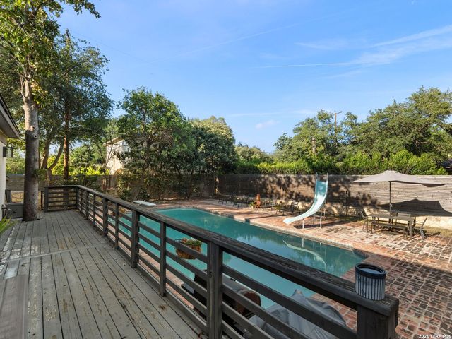 627 E Olmos Drive, San Antonio, TX 78212