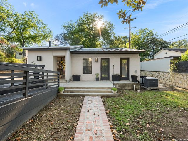 627 E Olmos Drive, San Antonio, TX 78212