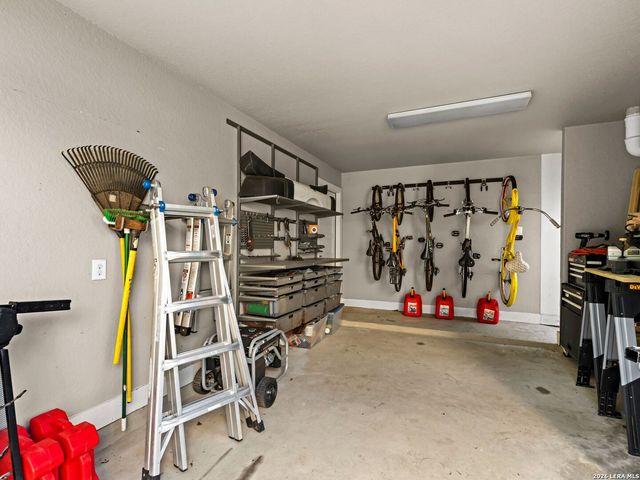 627 E Olmos Drive, San Antonio, TX 78212