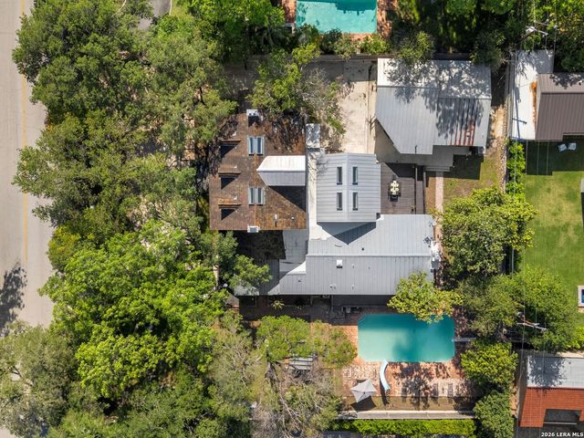 627 E Olmos Drive, San Antonio, TX 78212