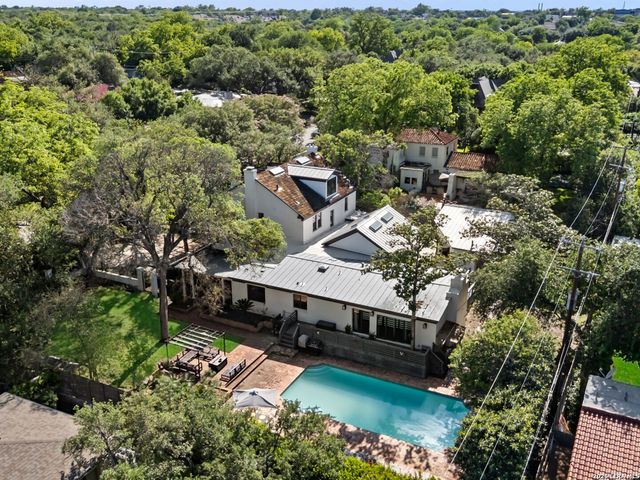627 E Olmos Drive, San Antonio, TX 78212