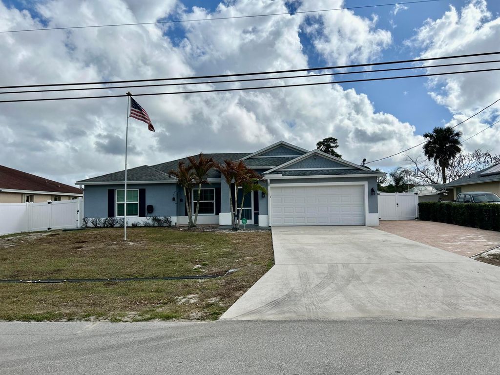 1114 SW Bellevue Avenue, Port St. Lucie, Port St Lucie, FL 34953