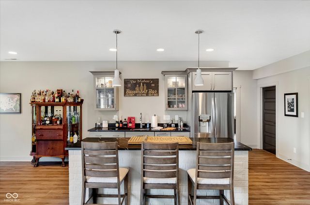 18295 Lakes End Drive, Westfield, IN 46074
