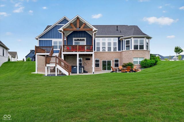 18295 Lakes End Drive, Westfield, IN 46074