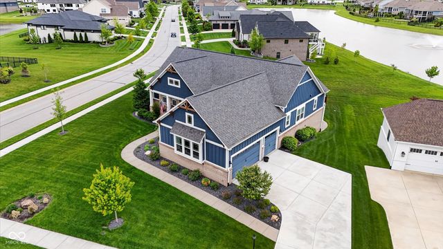 18295 Lakes End Drive, Westfield, IN 46074