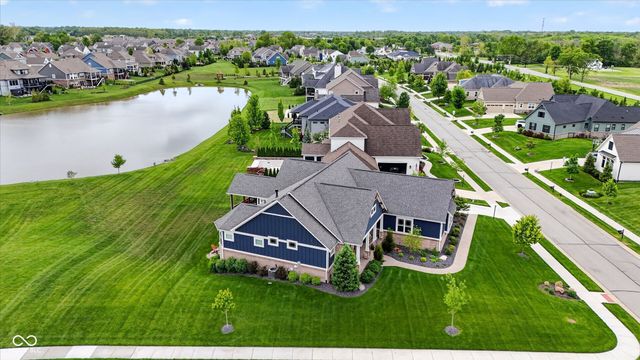 18295 Lakes End Drive, Westfield, IN 46074