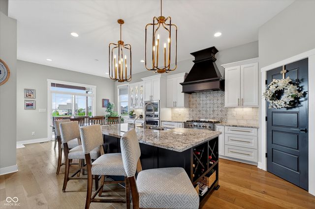 18295 Lakes End Drive, Westfield, IN 46074