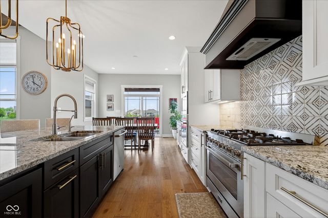 18295 Lakes End Drive, Westfield, IN 46074