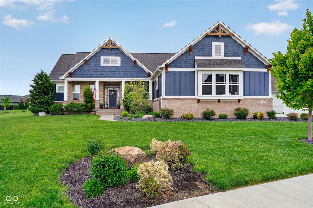 18295 Lakes End Drive, Westfield, IN 46074