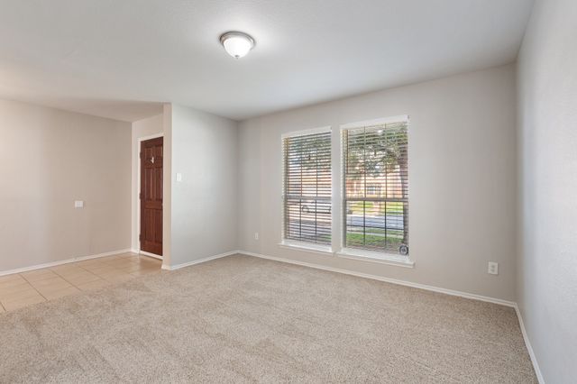 10449 Hideaway Trail, Fort Worth, TX 76131